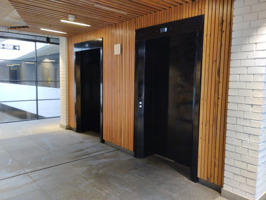 To Let 1 Bedroom Property for Rent in Woodstock Western Cape